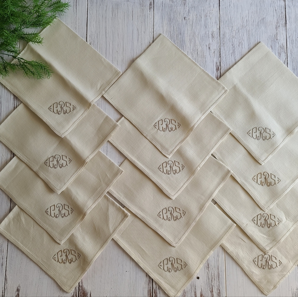 Vintage Linen Embroidered Napkins 19x19